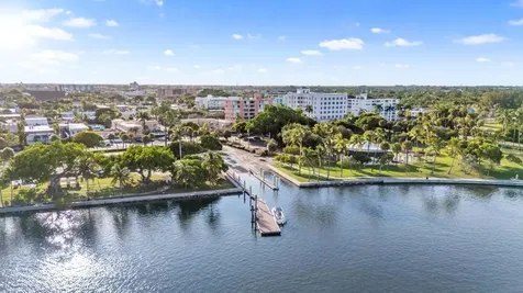 808 Wright Drive Lake Worth FL 33461