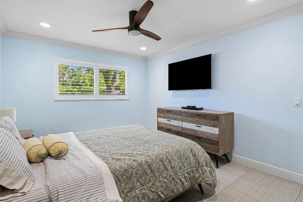 701 Buoy Road North Palm Beach FL 33408