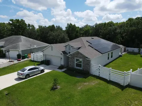 5252 NW East Piper Circle Port St Lucie FL 34986