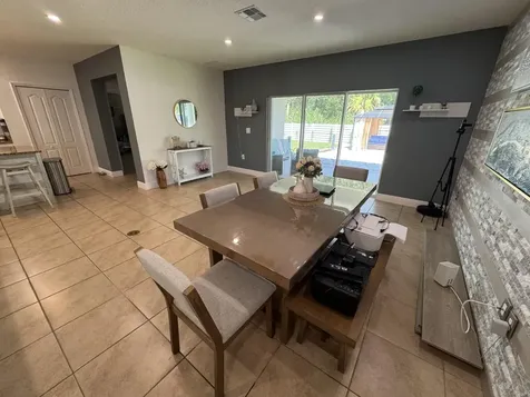 5252 NW East Piper Circle Port St Lucie FL 34986