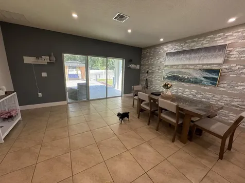 5252 NW East Piper Circle Port St Lucie FL 34986