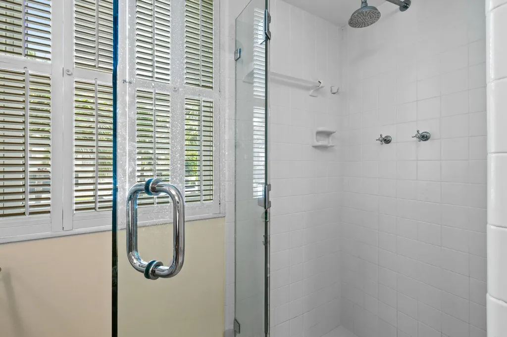 226 Brazilian Avenue Palm Beach FL 33480