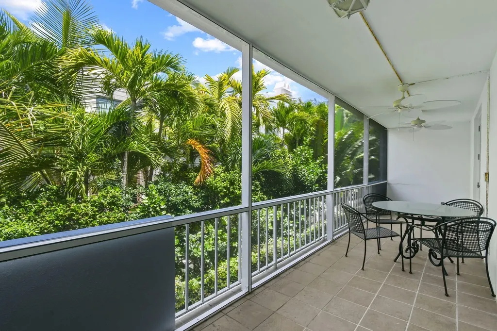 226 Brazilian Avenue Palm Beach FL 33480