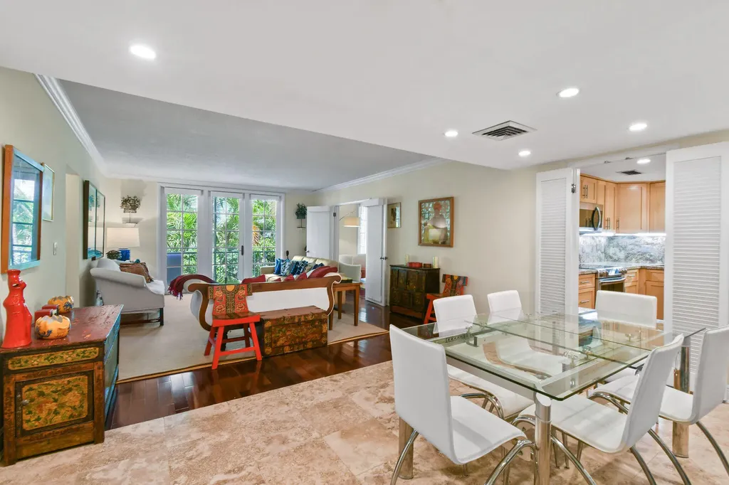 226 Brazilian Avenue Palm Beach FL 33480