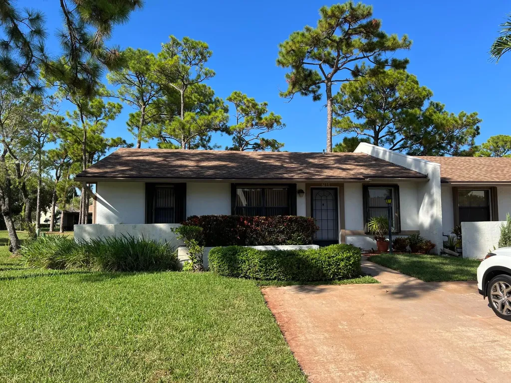 6117 Fairfield Circle Greenacres FL 33463