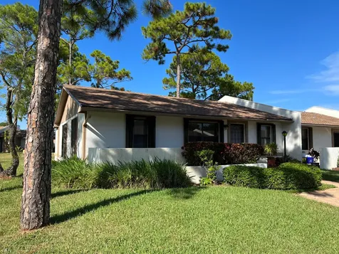 6117 Fairfield Circle Greenacres FL 33463