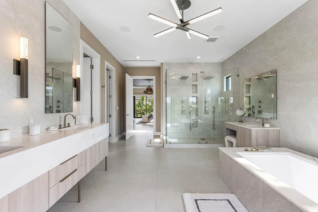 499 NE 4th Street Boca Raton FL 33432