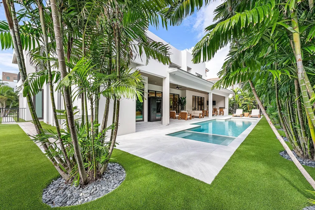 499 NE 4th Street Boca Raton FL 33432
