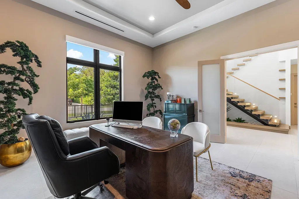 499 NE 4th Street Boca Raton FL 33432