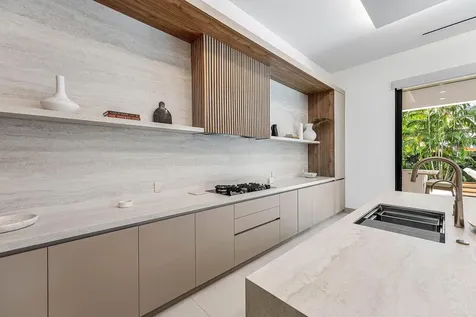 499 NE 4th Street Boca Raton FL 33432