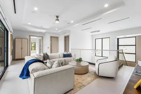 499 NE 4th Street Boca Raton FL 33432