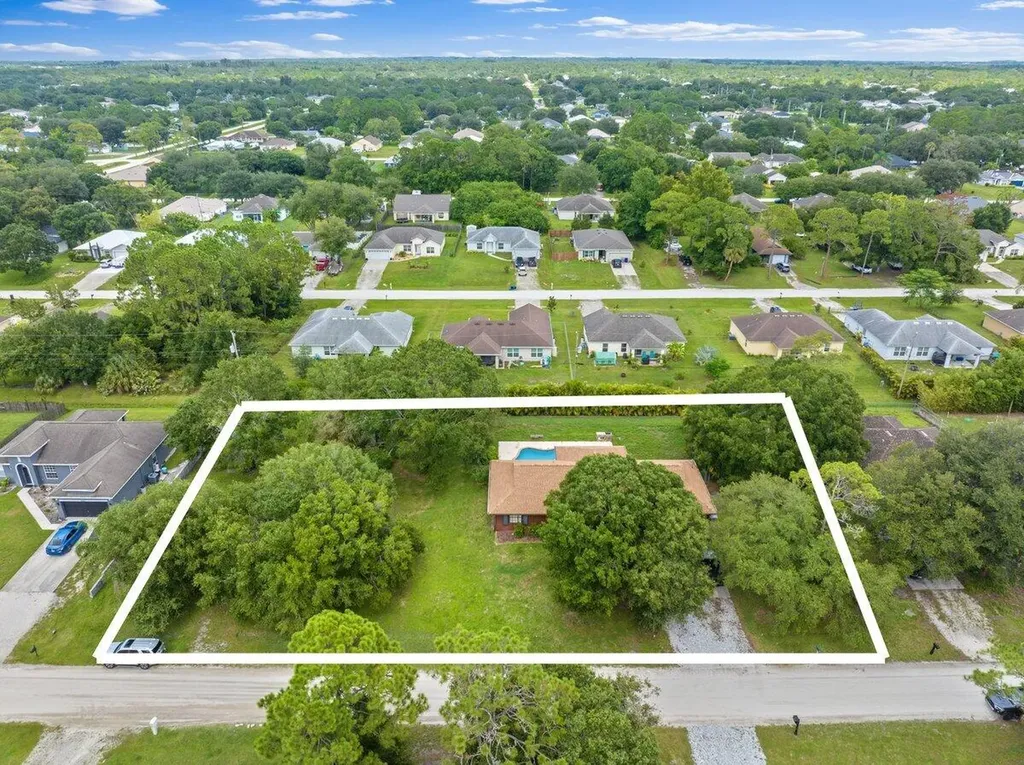8416 105th Court Vero Beach FL 32967