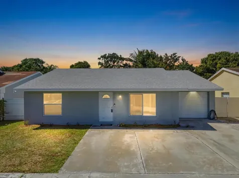 5928 Ithaca Circle W Lake Worth FL 33463