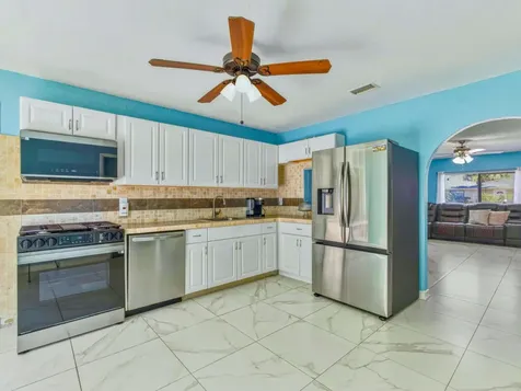5928 Ithaca Circle W Lake Worth FL 33463