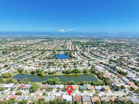 5928 Ithaca Circle W Lake Worth FL 33463