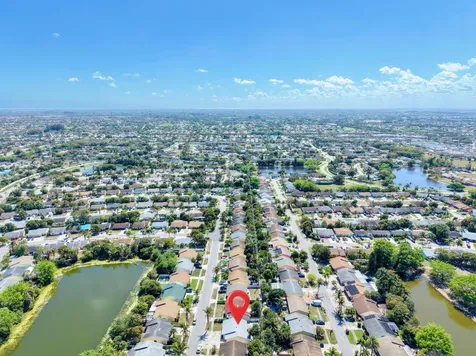 5928 Ithaca Circle W Lake Worth FL 33463