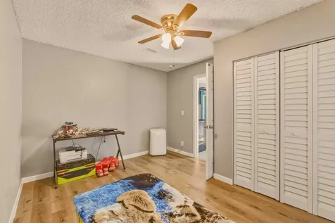 5928 Ithaca Circle W Lake Worth FL 33463