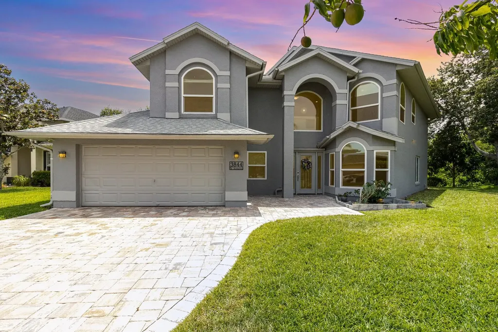 3844 Saint Armens Circle Melbourne FL 32934