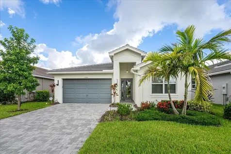 11722 SW Oceanus Boulevard Port St Lucie FL 34987