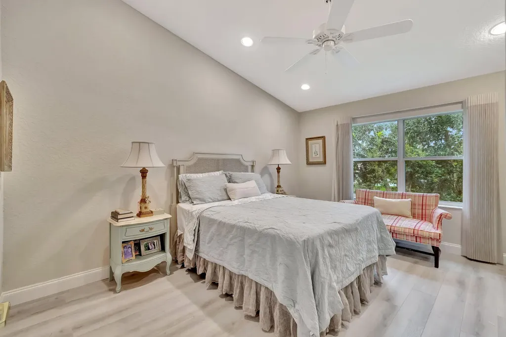 7942 Laina Lane Boynton Beach FL 33437