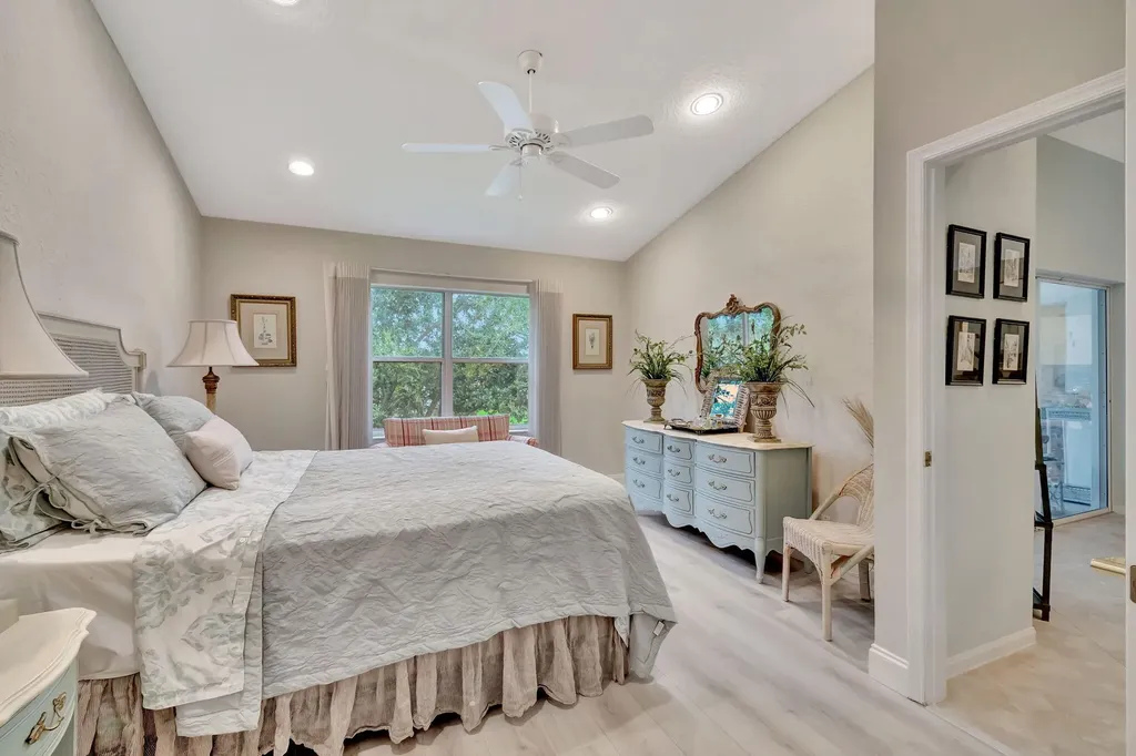7942 Laina Lane Boynton Beach FL 33437