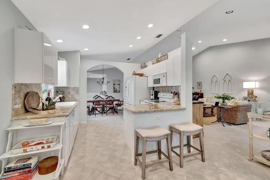 7942 Laina Lane Boynton Beach FL 33437