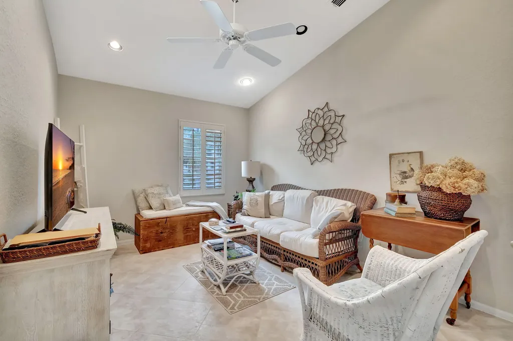7942 Laina Lane Boynton Beach FL 33437