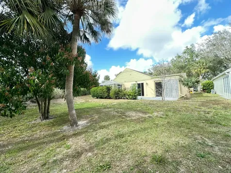 7729 Forest Green Lane Boynton Beach FL 33436