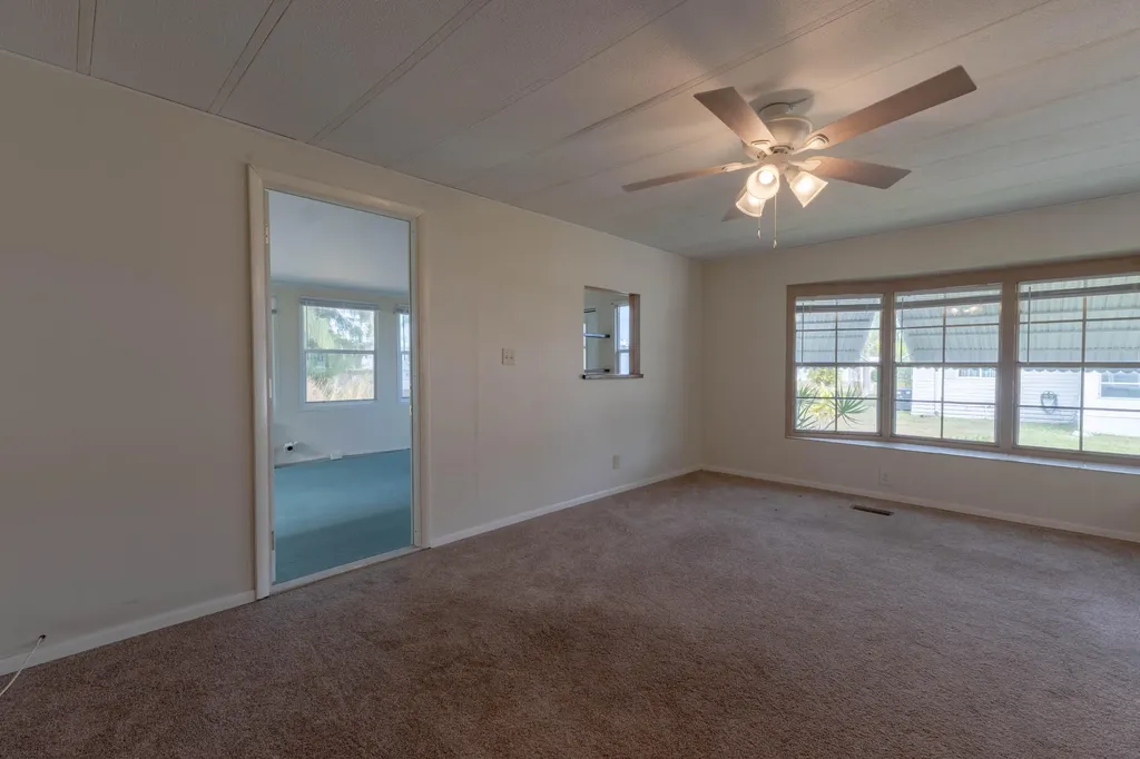 6 Angelita Port St Lucie FL 34952