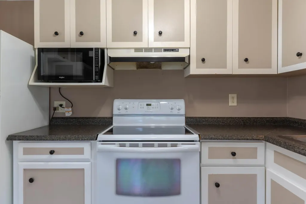 6 Angelita Port St Lucie FL 34952