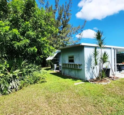 6 Angelita Port St Lucie FL 34952