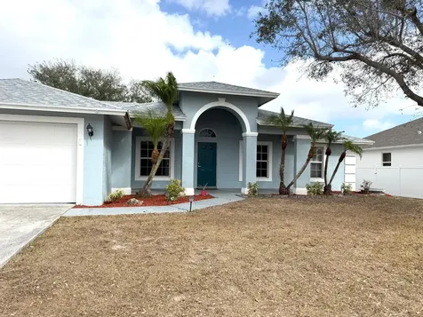 549 SW Prater Avenue Port St Lucie FL 34953