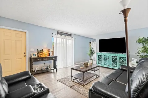 9 Atrium Circle Atlantis FL 33462