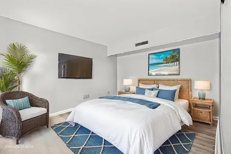 9 Atrium Circle Atlantis FL 33462