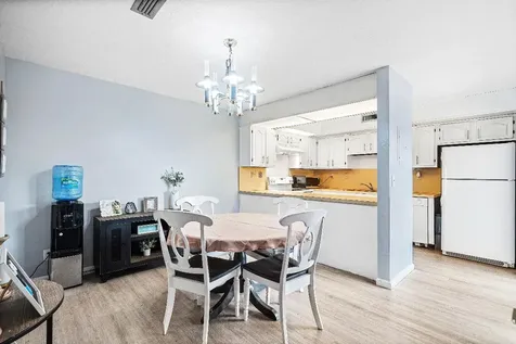 9 Atrium Circle Atlantis FL 33462