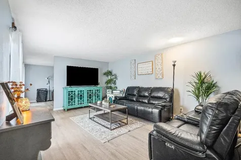 9 Atrium Circle Atlantis FL 33462