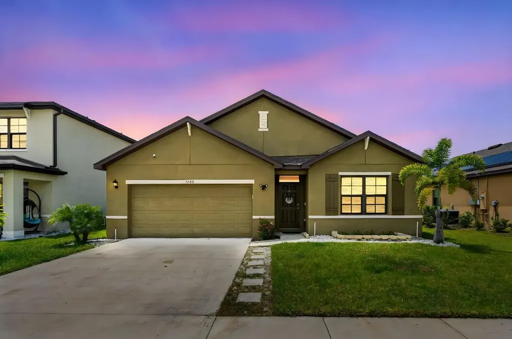 5306 Entertainment Way Fort Pierce FL 34947