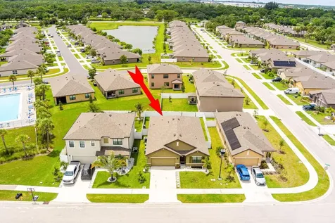 5306 Entertainment Way Fort Pierce FL 34947