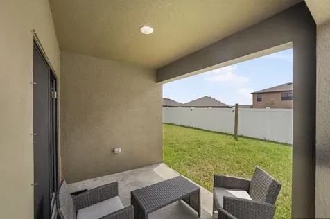 5306 Entertainment Way Fort Pierce FL 34947