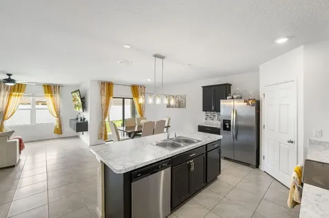 5306 Entertainment Way Fort Pierce FL 34947