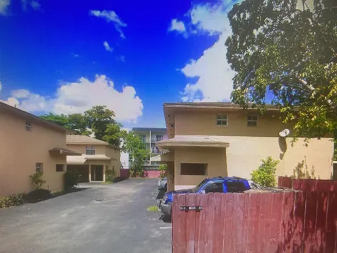 451 NE 136th Street North Miami FL 33161