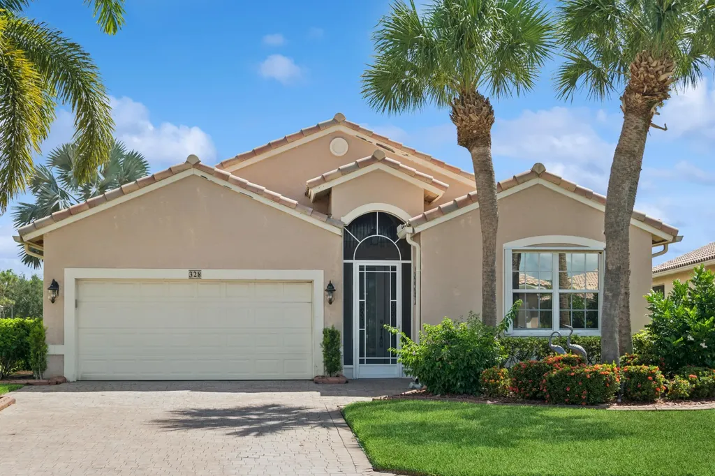 328 NW Shoreline Circle Port St Lucie FL 34986