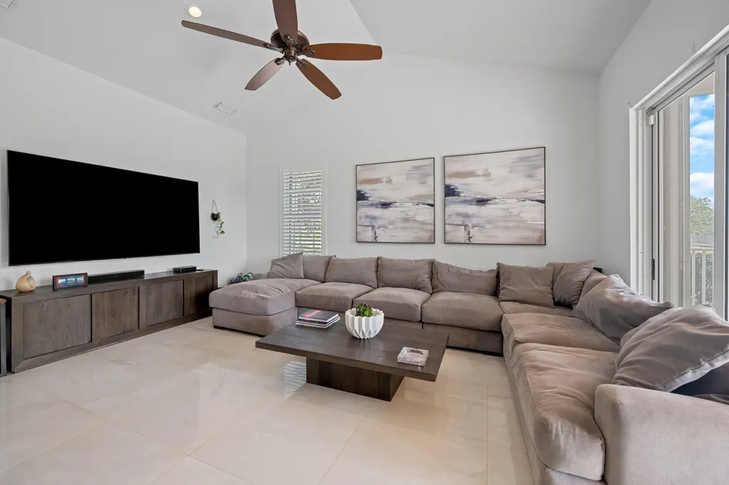 8738 Marlamoor Lane Palm Beach Gardens FL 33412