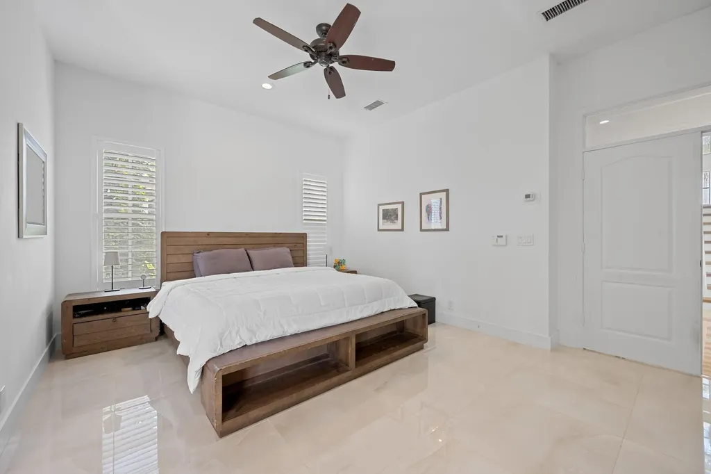 8738 Marlamoor Lane Palm Beach Gardens FL 33412