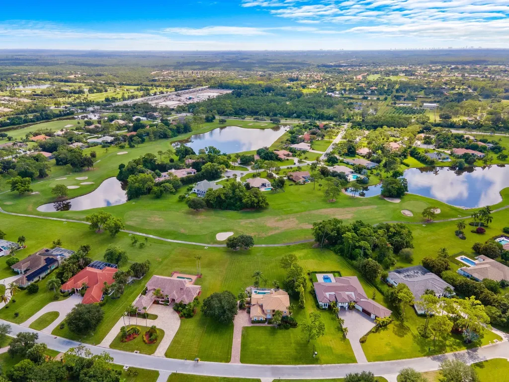 8738 Marlamoor Lane Palm Beach Gardens FL 33412