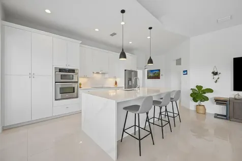 8738 Marlamoor Lane Palm Beach Gardens FL 33412