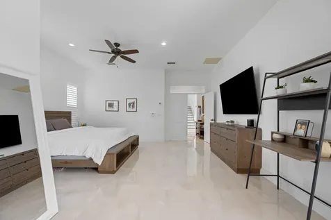8738 Marlamoor Lane Palm Beach Gardens FL 33412