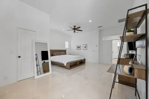 8738 Marlamoor Lane Palm Beach Gardens FL 33412