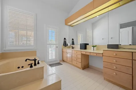 8738 Marlamoor Lane Palm Beach Gardens FL 33412