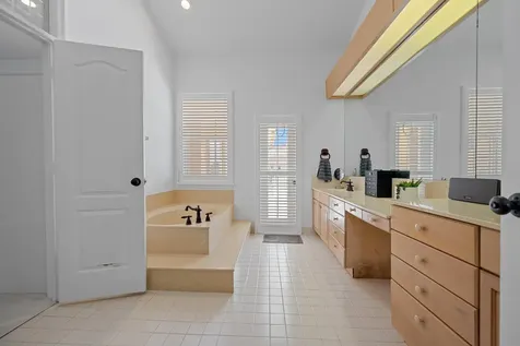 8738 Marlamoor Lane Palm Beach Gardens FL 33412